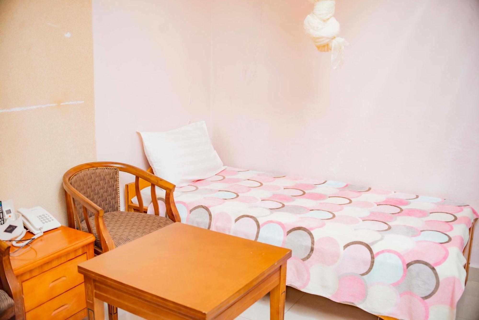 Tigers'S Apartment Hotel Bużumbura Zewnętrze zdjęcie