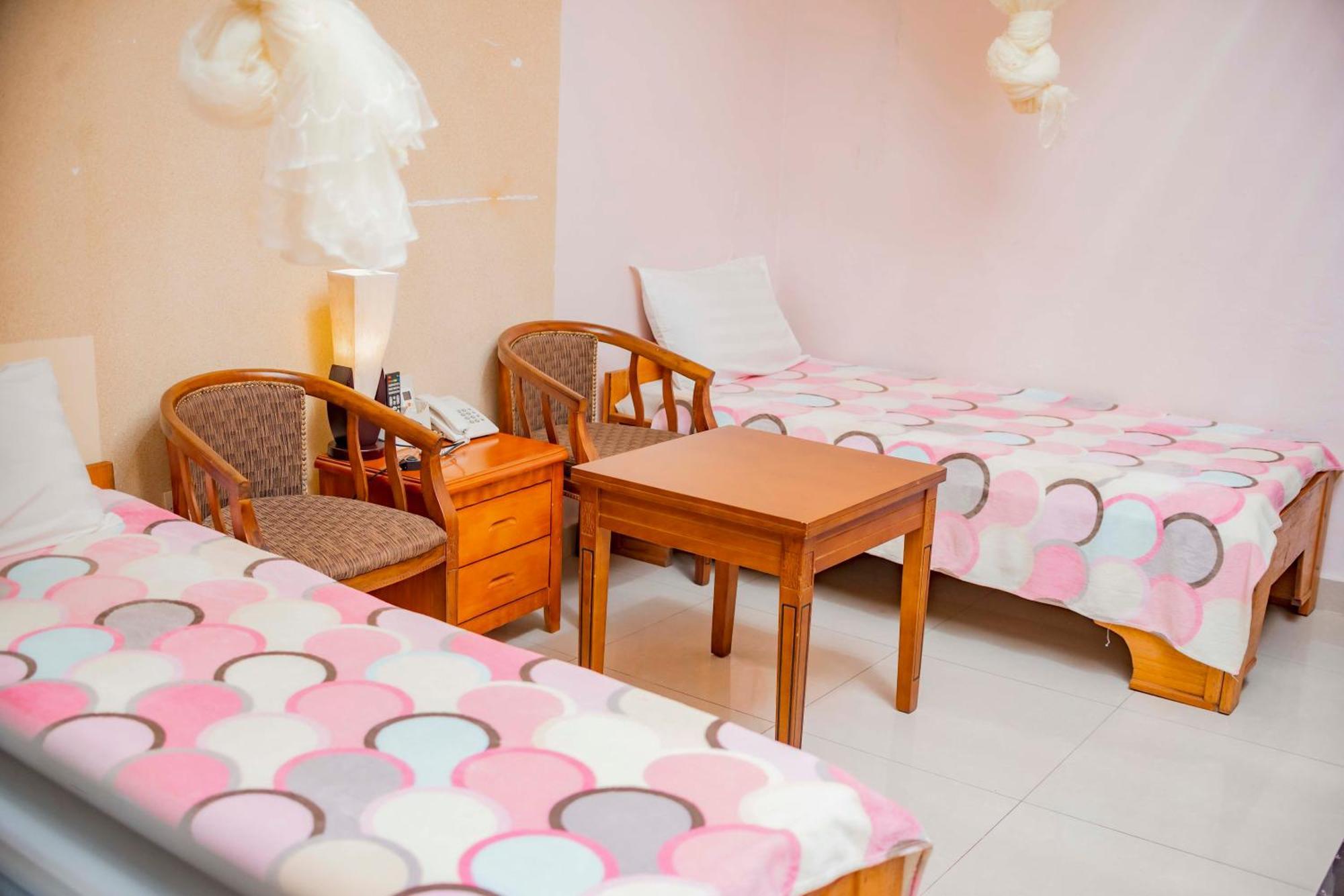 Tigers'S Apartment Hotel Bużumbura Zewnętrze zdjęcie