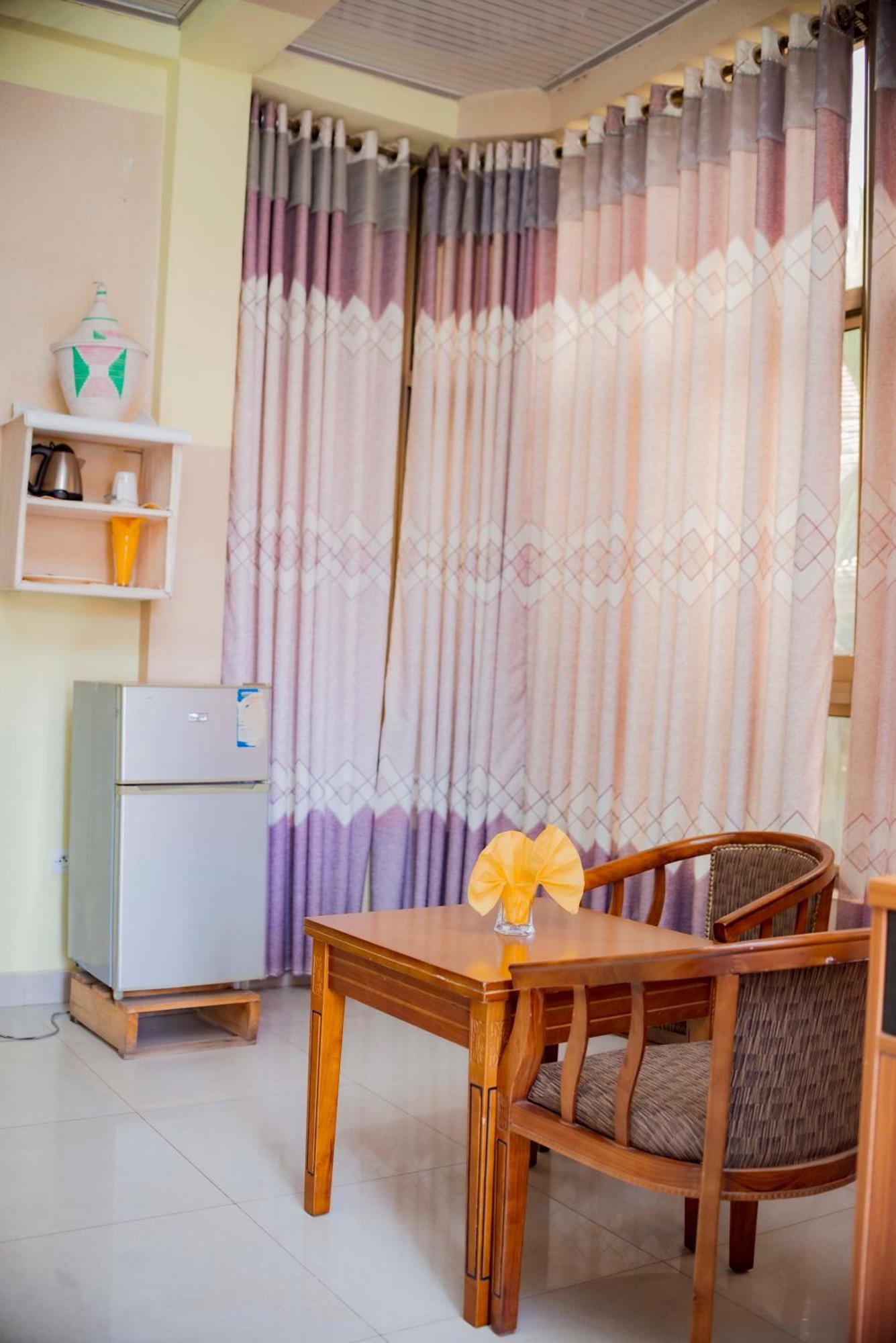 Tigers'S Apartment Hotel Bużumbura Zewnętrze zdjęcie