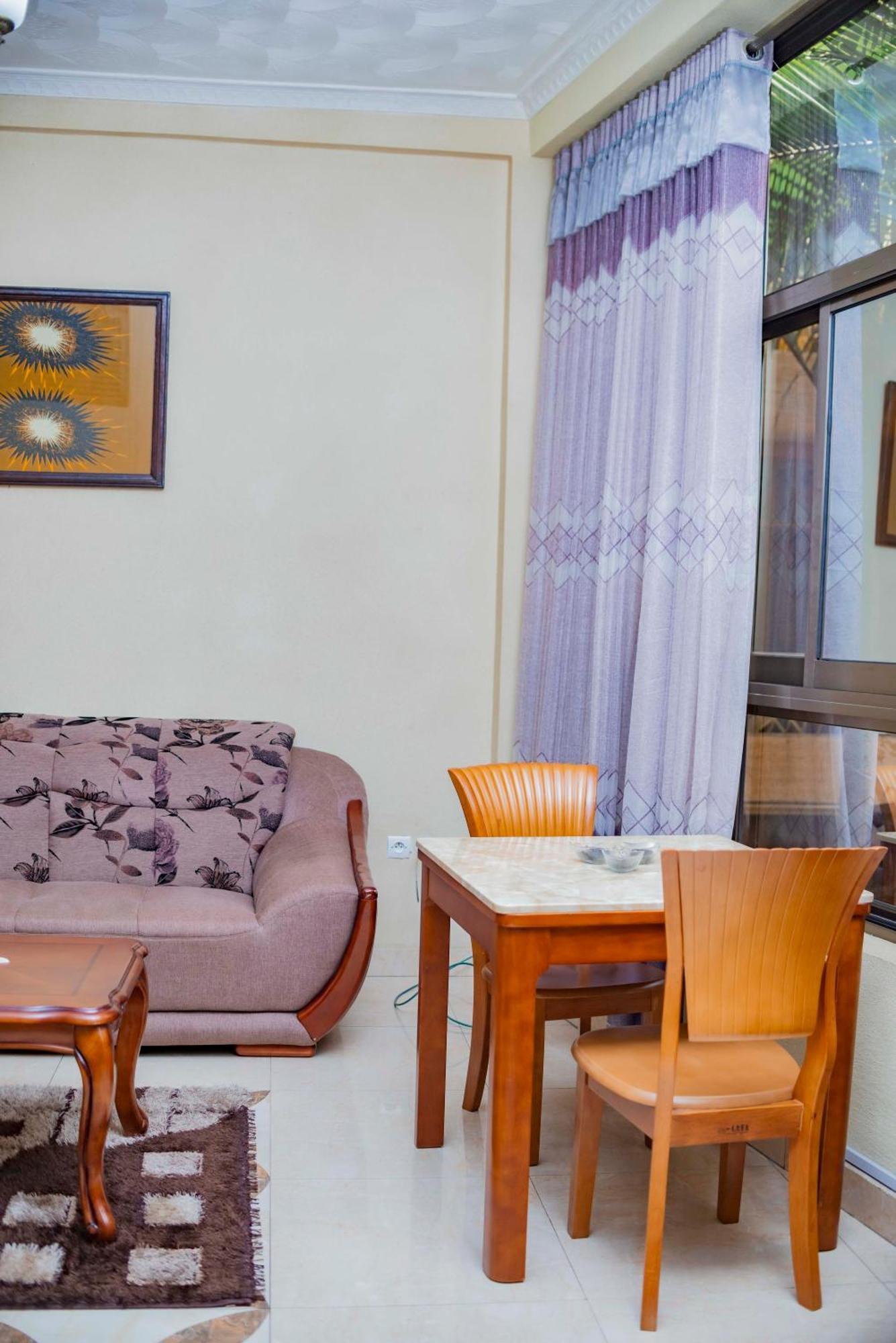 Tigers'S Apartment Hotel Bużumbura Zewnętrze zdjęcie