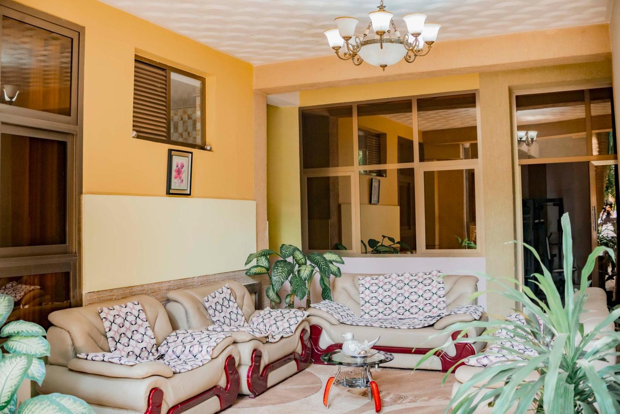 Tigers'S Apartment Hotel Bużumbura Zewnętrze zdjęcie